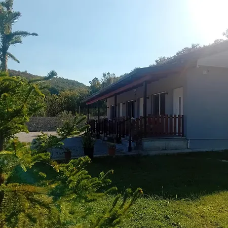 Guest house Bujtina4a Rrenc