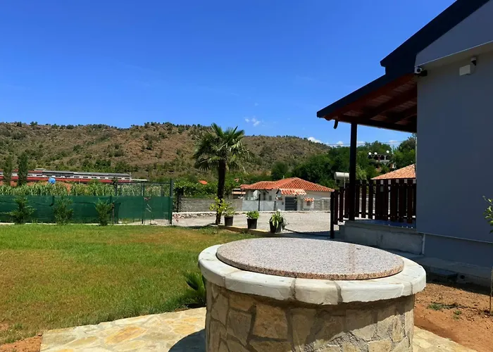 Bujtina4a Rrenc דירה